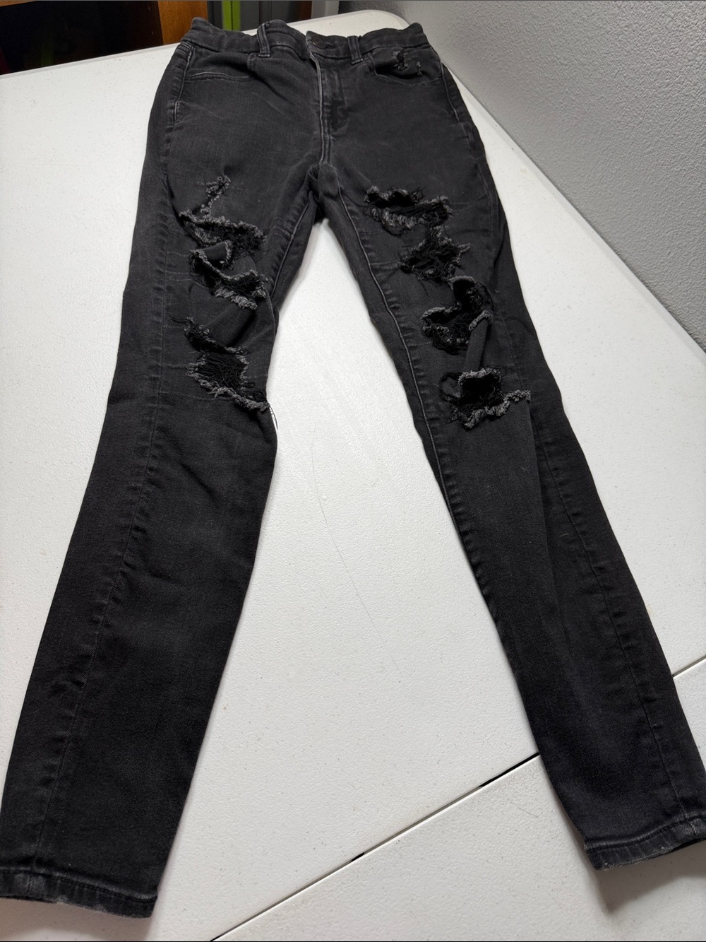 American Eagle Outfitters Black Ripped Skinny Jeans